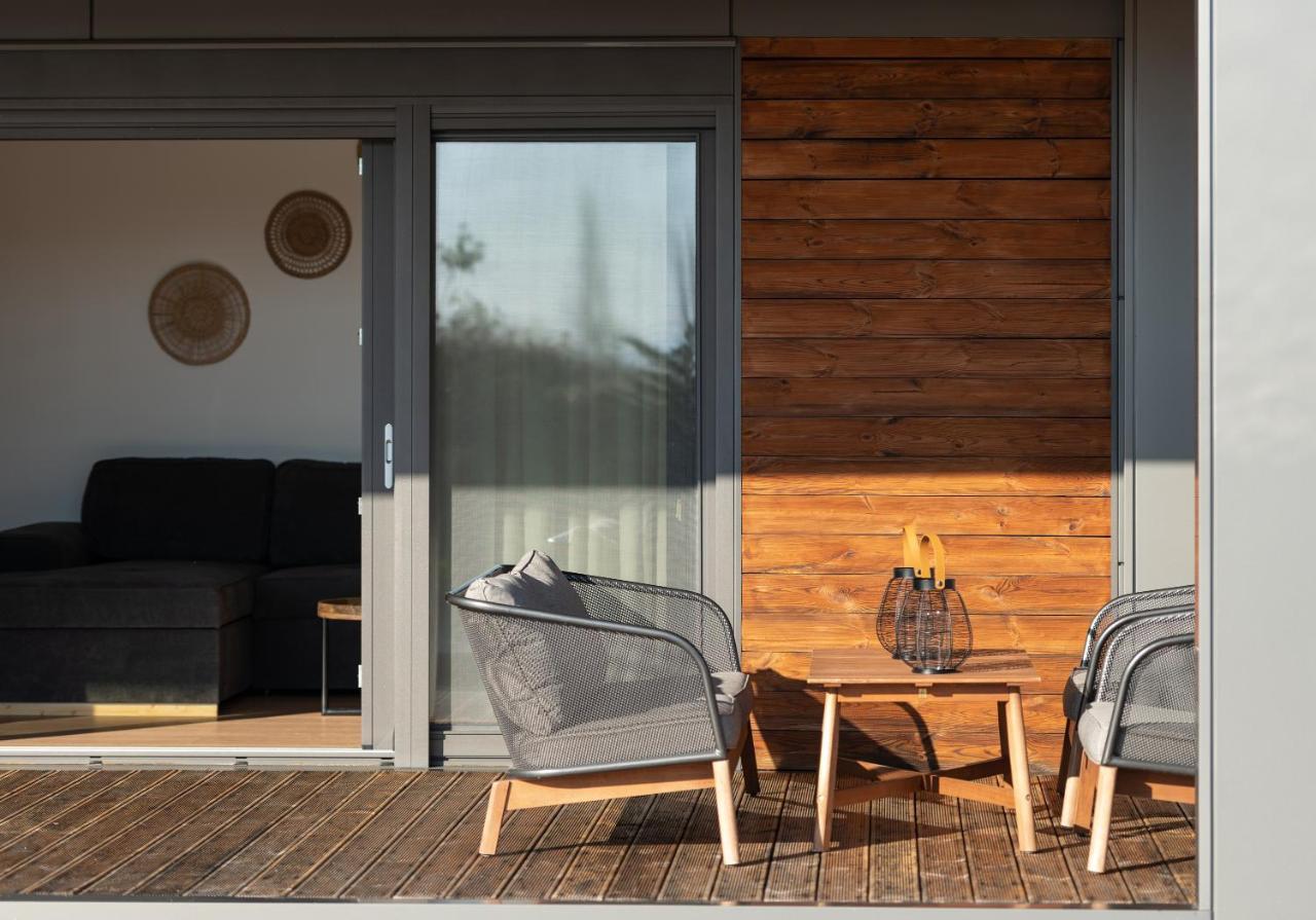 Thespis Villa 3 Сикия Екстериор снимка
